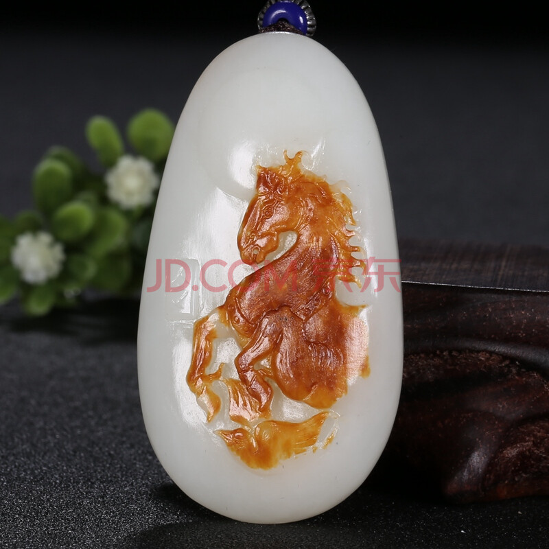 省级玉雕大师郁志刚作品 和田玉白玉挂件 马踏飞燕 60