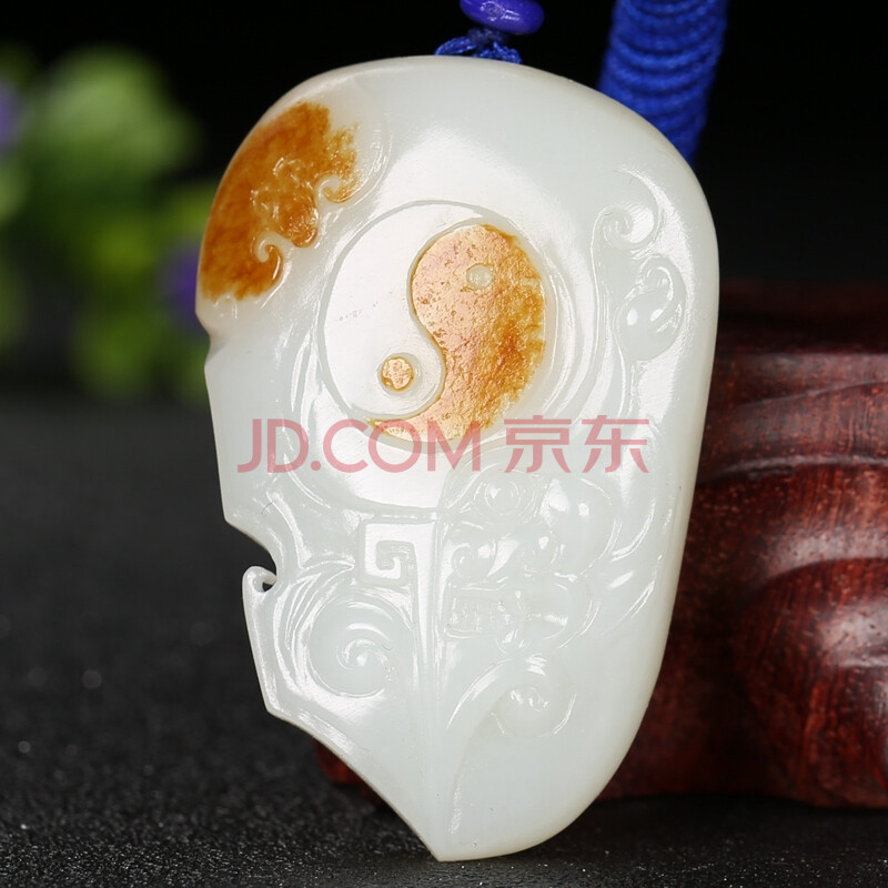 海派玉雕大师崔哲豪作品 和田玉仿古龙挂件50.18克 带绳 玉上有缘