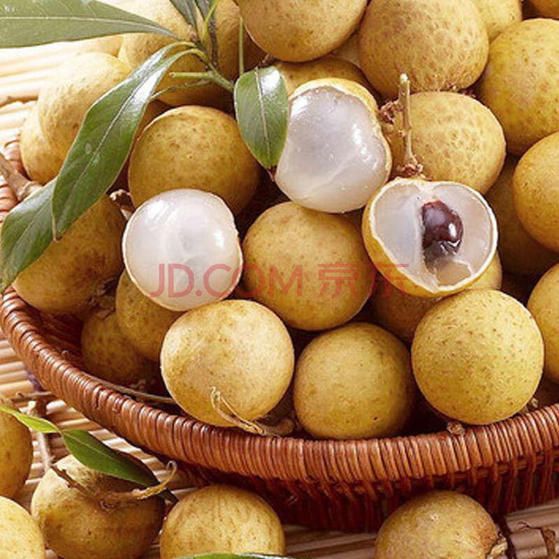 有一种泰国的水果,像桂圆连起来的豆角,皮是干