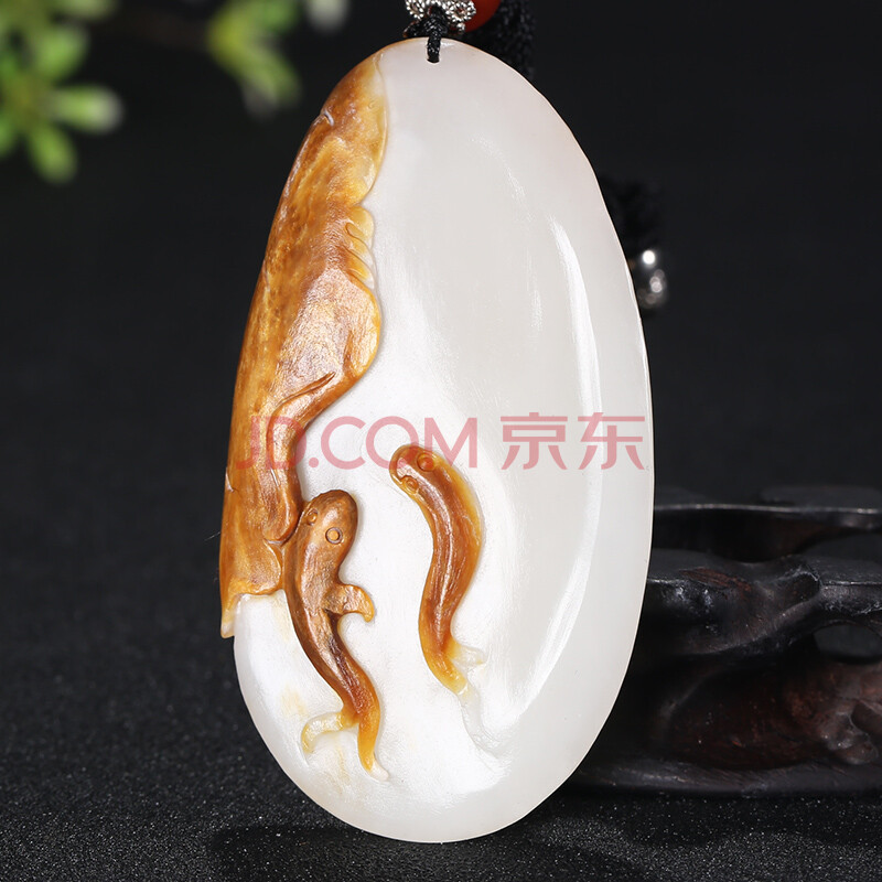海派玉雕大师崔哲豪作品 和田玉籽料挂件 连年有余 40