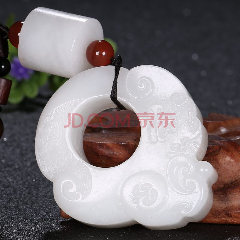 海派玉雕大师 崔哲豪作品 和田玉 仿古件扳指 111.30克 带绳 玉上有缘