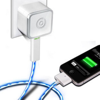德鑫明dexim DCA257 全球首款 iPhone4S iPad iPod Smart Chargers 时尚冷光发光线