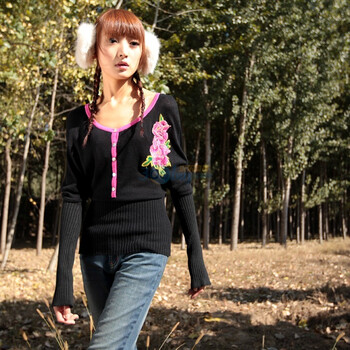 茵曼 2012秋新款女装羊毛混纺<em>开衫小毛衣</em>外套