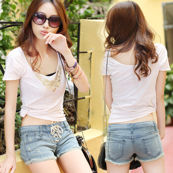 AKA <em>韩国</em>进口 AKA 性感毛边侧系带<em>牛仔短裤</em>-