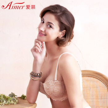 爱慕经典重现1/2薄无纺布大罩杯文胸AM12K81+肤粉C7