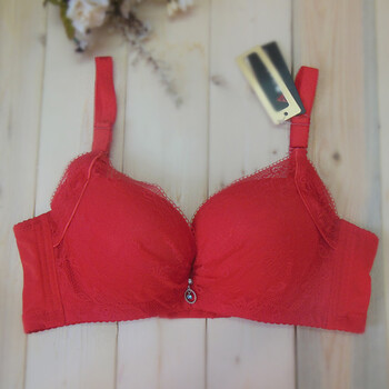 深v聚拢内衣<em>胸罩</em> 性感蕾丝花边<em>文胸</em> 红色 <em>34/7</em>