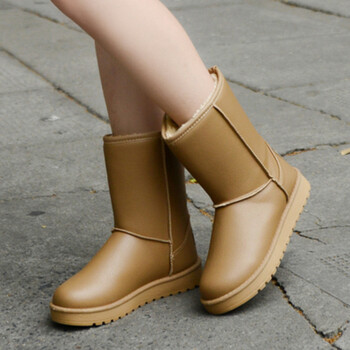 一可唯伊2013新款靴子女秋冬韩版超级防水雪地靴