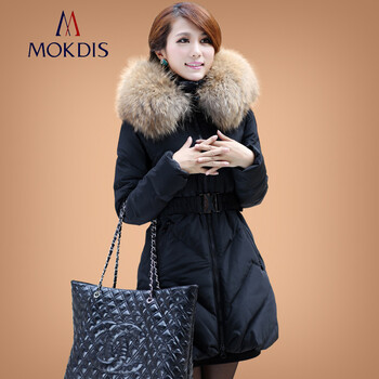 货到付款】2013超大奢华毛领羽绒服女MOKDIS 008修