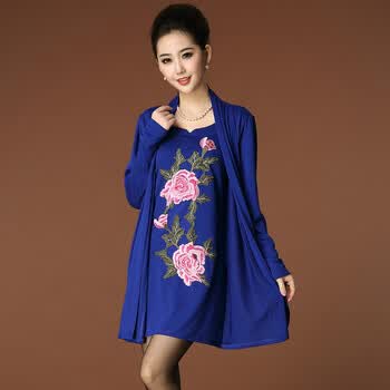 包邮欧美新品针织绣花胖mm<em>加肥加大</em>码连衣裙