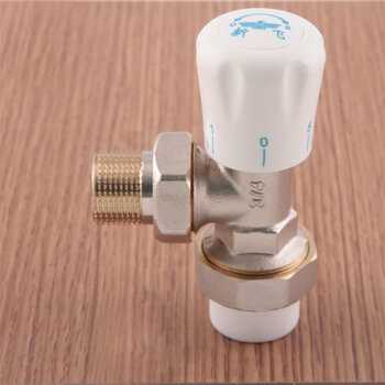 新飞暖气片钢制铜铝散热器暖气片PPR专用温控阀