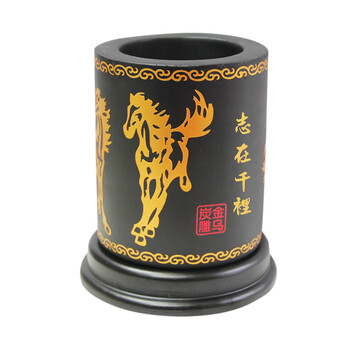
                                        金乌炭雕（klinart）锦绣前程笔筒 除味除甲醛马年商务礼品 100*120mm 金色 100*120                