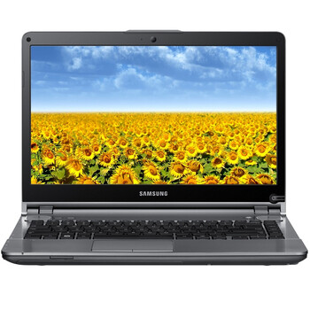 三星（SAMSUNG）NP-Q470-BT02CN 14英寸笔记本电脑 (i5-3210M 4G 750G GT650M 2G独显 WIN7 蓝牙4.0）钛银色