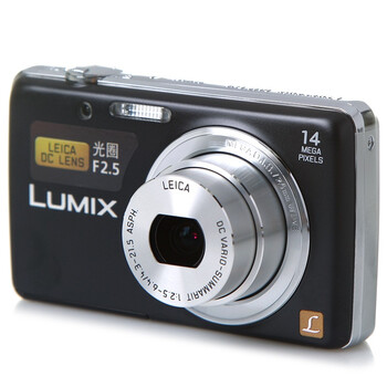 松下（Panasonic） DMC-FH6GK 数码相机 黑色（1410万像素 2.7英寸液晶屏 5倍光学变焦 24mm广角）
