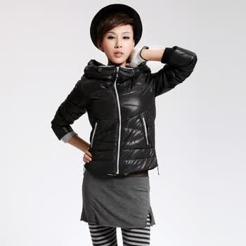 Cilaya/熙兰雅 简约拉链撞色休闲修身短款羽绒服女正品 11252 黑色 S