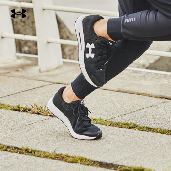  安德玛（UNDERARMOUR）Micro G Pursuit女子跑步鞋运动鞋女鞋3021969 黑色002 37.5
