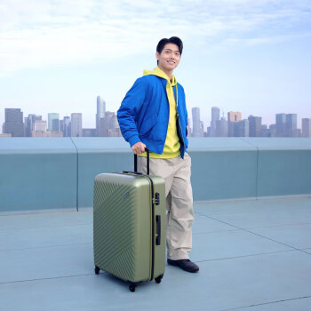 美旅箱包简约时尚男女行李箱超轻万向轮旅行箱密码锁 24英寸 TV7橄榄绿