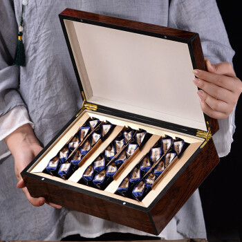 甄茶集 正山小种茶叶礼盒 武夷山浓香型红茶茶叶高档木盒150g 10盒起售
