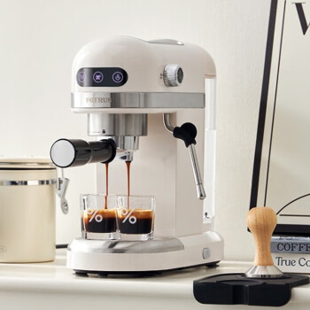 柏翠（petrus）小白醒醒意式小巧咖啡机 1L高温萃取和打奶泡功能二合一 PE3366