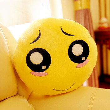 创意表情包抱枕暖手抱枕插手捂被子两用三合一毯子沙发靠垫办公室靠枕