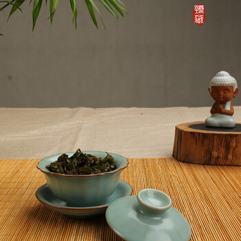 
                                        臻藏 正品汝窑盖碗茶具 青瓷莲花三才盖碗茶杯可养开片汝瓷泡茶壶 陶瓷功夫茶具茶碗                