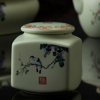 
                                                            景德镇瓷 茶壶茶具带茶盘套装 整套功夫茶具 茶叶罐 丁香花茶叶罐                