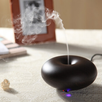 
                                        GXDiffuser 香薰加湿器  办公室家用迷你静音香薰机 净化空气加湿器 黑色                