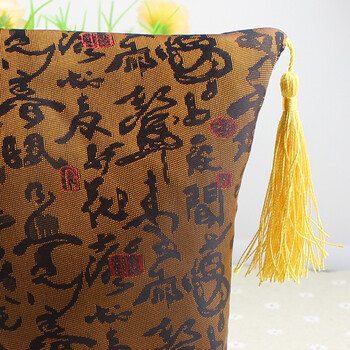 
                                        黑炭郎春晓430g竹炭包 房间汽车除味除臭 除甲醛活性炭包除味家用碳包 红                
