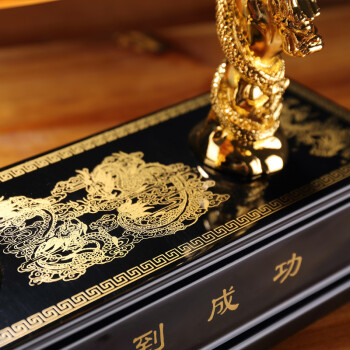 
                                                                                礼之源 琉璃马摆件 招财八骏雄风马开业乔迁工艺品 办公室桌面商务礼品 家居客厅玄关酒柜装饰品摆设 琉璃马 长44宽12高24CM                