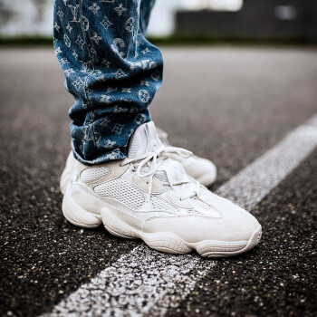 阿迪达斯 adidas yeezy 500 blush 侃爷 椰子500 老爹鞋 灰白db2908