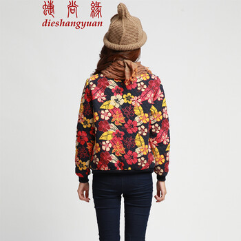 
                                        蝶尚缘2016秋冬装新款大码女装文艺范修身保暖加厚印花短外套女  E2-1059 绿底花 M                
