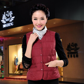 波司登<em>中老年</em>羽绒<em>马甲女</em>正品 新款马夹背心大