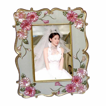 
                                        屋满居（wumaiju） 田园相框摆件相架结婚照像框欧式三色堇家居创意实用时尚礼品 6寸相框                