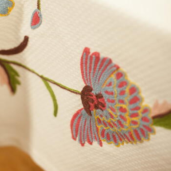 香芋谷色鲁绣绣花台布 欧式简约棉麻布艺桌布 美式乡村风茶几布 俏花枝 牛奶白蜂巢布 180x135cm