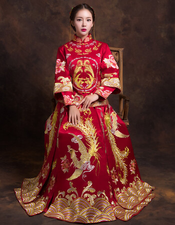 秀禾服婚纱2018春季新款v婚纱古装女中式美女礼服新娘中国风敬酒服酒红衣古典嫁衣图片