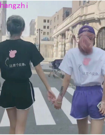 网红社会女衣服精神快手红人周周猪有蹄同款印花奇葩女衣服t恤潮 佩奇