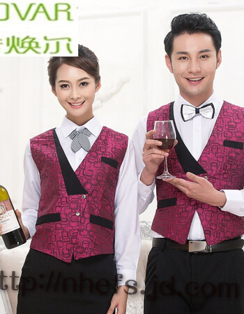 ktv服务生撞脸鹿晗_ktv服务生收入(3)