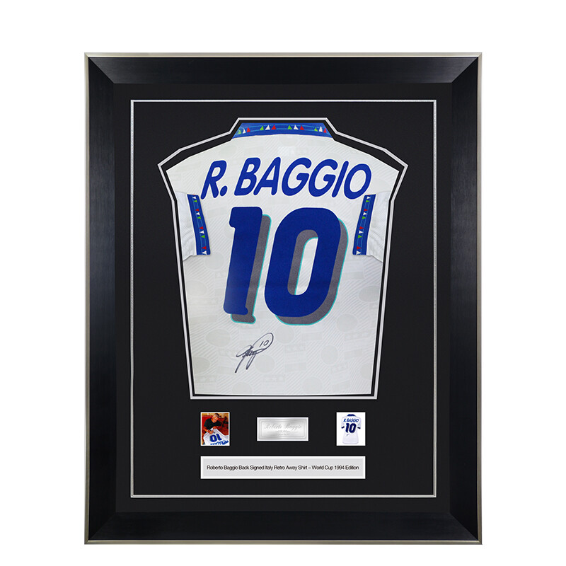 罗伯托巴乔亲笔签名意大利国家队复刻版客场球