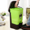 易时代 脚踏垃圾桶家用卫生间厨房客厅办公室垃圾桶欧式大号塑料创意带有盖脚踩垃圾筒 12L（方形）绿色 送垃圾袋