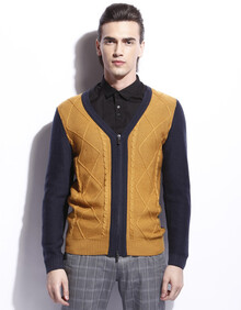 卡宾男<em>薄开衫毛衣</em>外套 V领拼色后幅镂空潮休闲