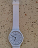 適用于斯沃琪Swatch skin超薄SFK360 SFK361 SFK397針扣橡膠硅膠手表帶男女 白色 曬單實拍圖