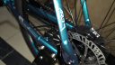 喜德盛（xds） 山地自行车英雄600油碟 27速变速 线控前叉 x6铝合金变色车架 焕彩蓝紫17寸(身高165-185) 实拍图