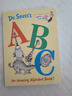 英文原版 DR. SEUSS'S ABC  蘇斯博士 兒童英文學(xué)習(xí)字母繪本 紙板書 廖彩杏推薦書單 詞匯入門 曬單實(shí)拍圖