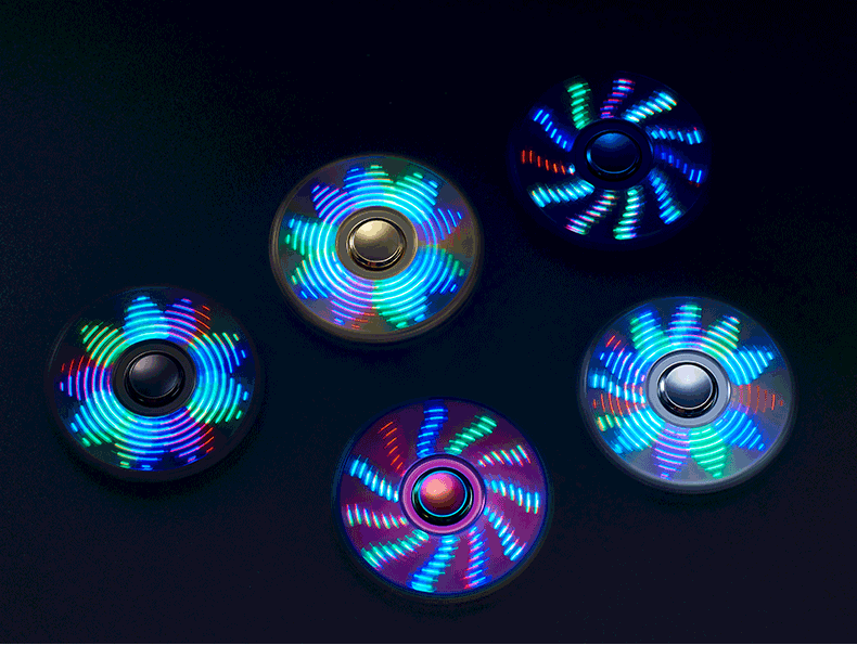 指尖陀螺打火机 充电打火机 车载点烟器 防风迷你彩灯