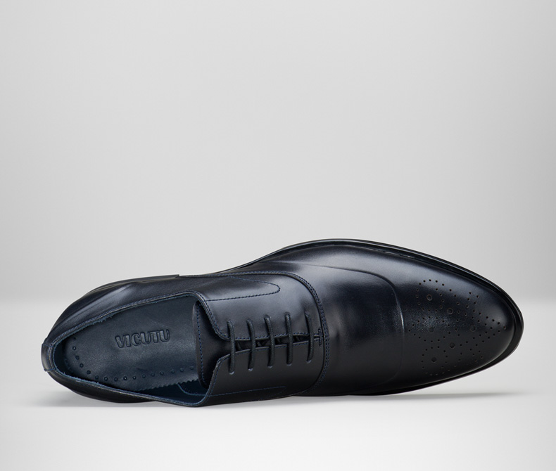 威可多vicutu男士皮鞋牛皮皮鞋黑色商务经典正装皮鞋 vlw16391556