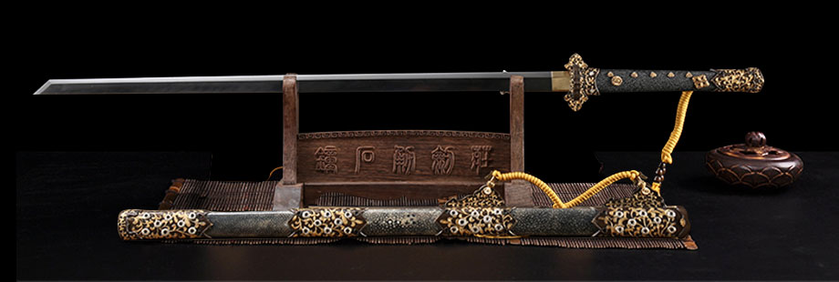 龙泉钟石勇剑庄精品刀剑专场