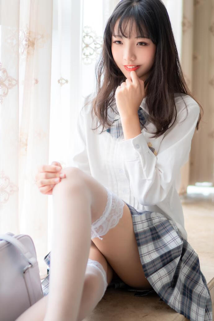 西瓜少女 NO.021 JK格子裙.jpg 西瓜少女 NO.021 JK格子裙.jpg