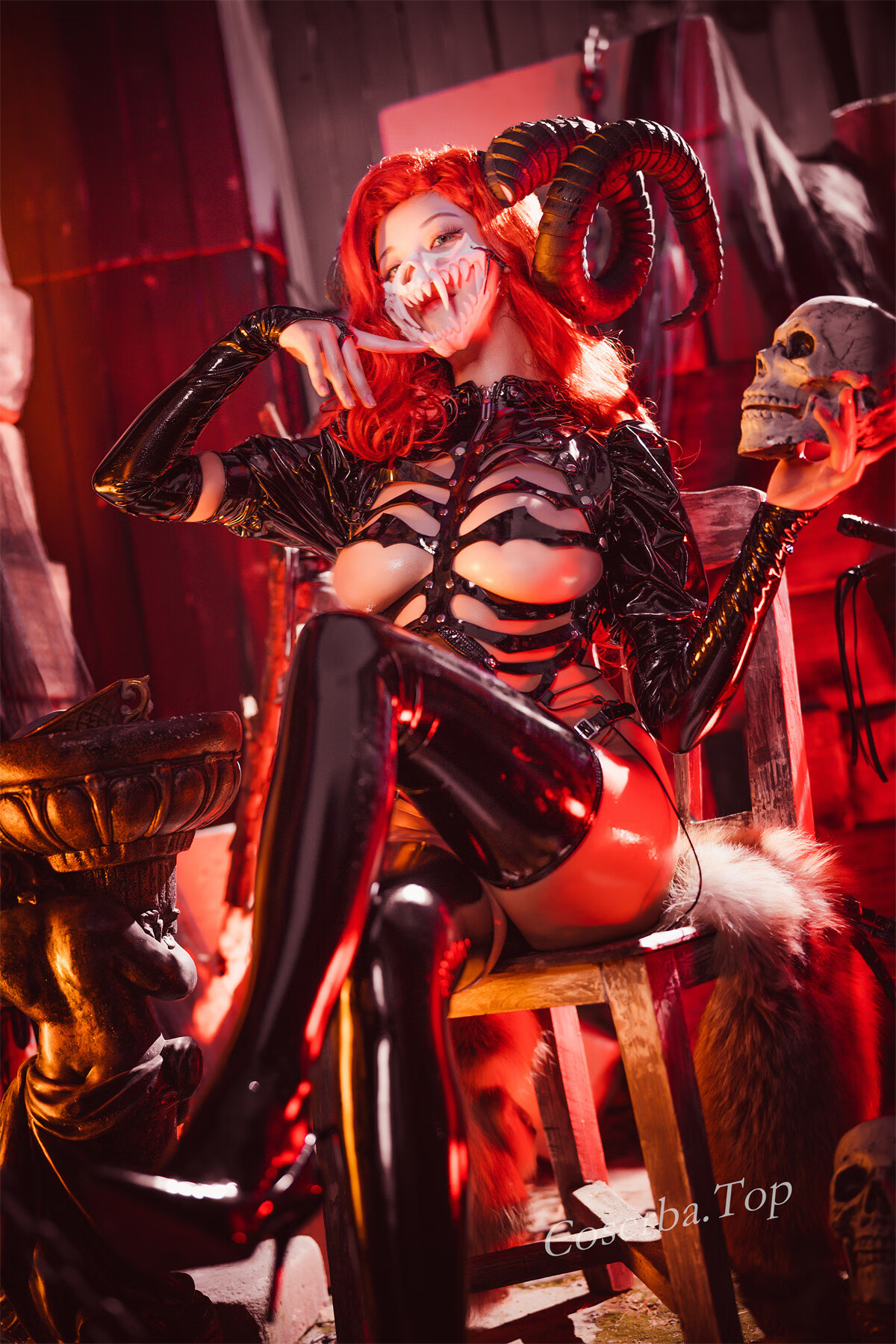 动漫博主 蜜汁猫裘 NO.053 骸骨 [50P 774M]