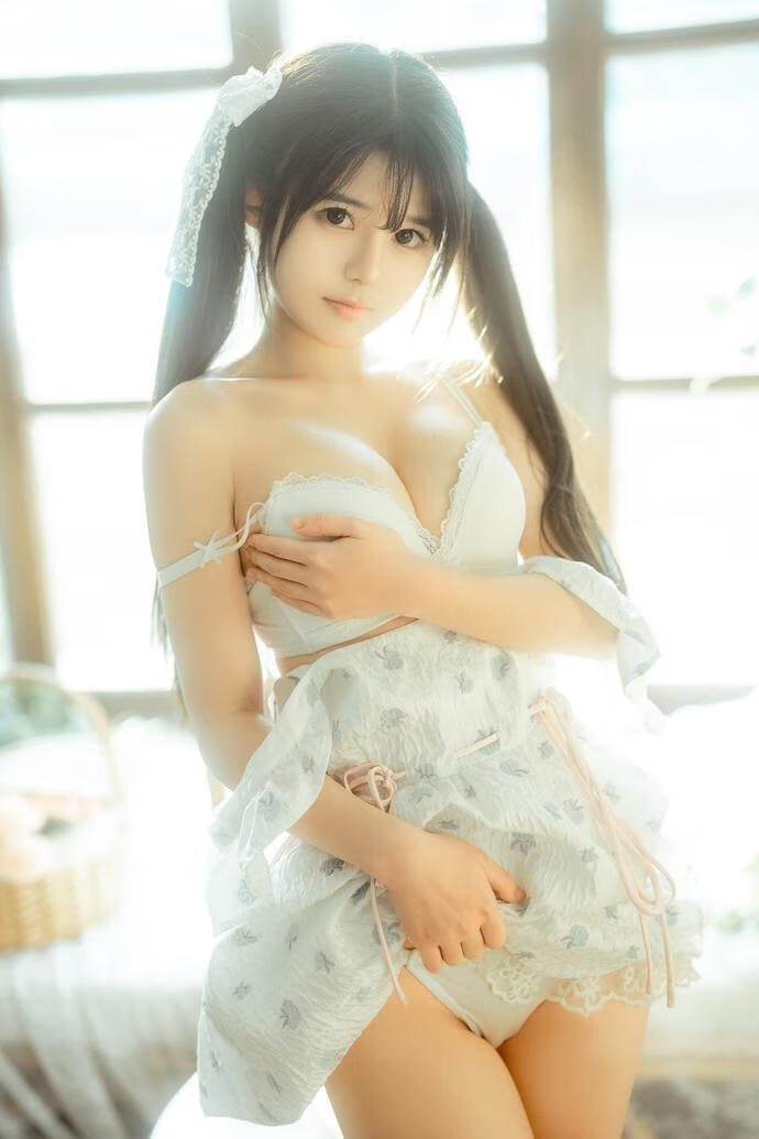 rua阮阮 007 花房 小裙子.jpg rua阮阮 007 花房 小裙子.jpg
