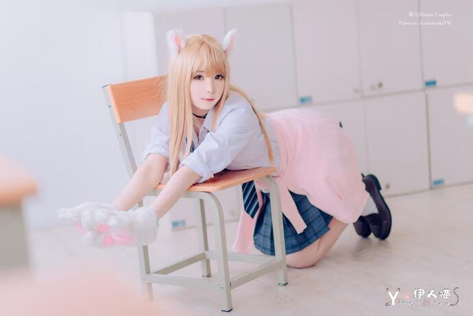 霜月shimo cosplay作品 金发制服 (4).jpg
