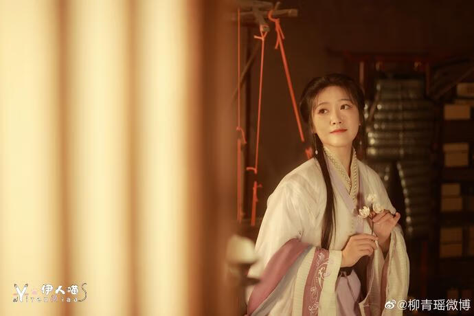 柳轻摇将古典琵琶与流行音乐结合 演绎了新时代的古风音乐 (9).jpg 柳轻摇将古典琵琶与流行音乐结合 演绎了新时代的古风音乐